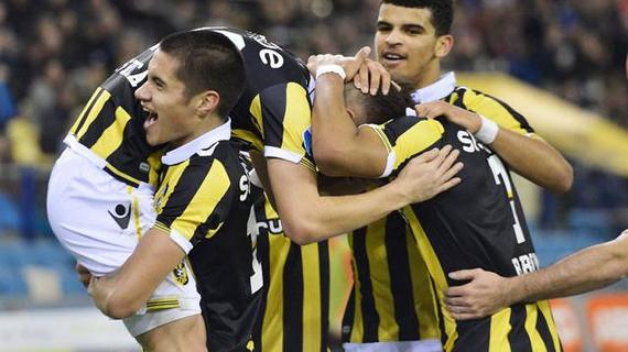 具备专业资 具备专业资