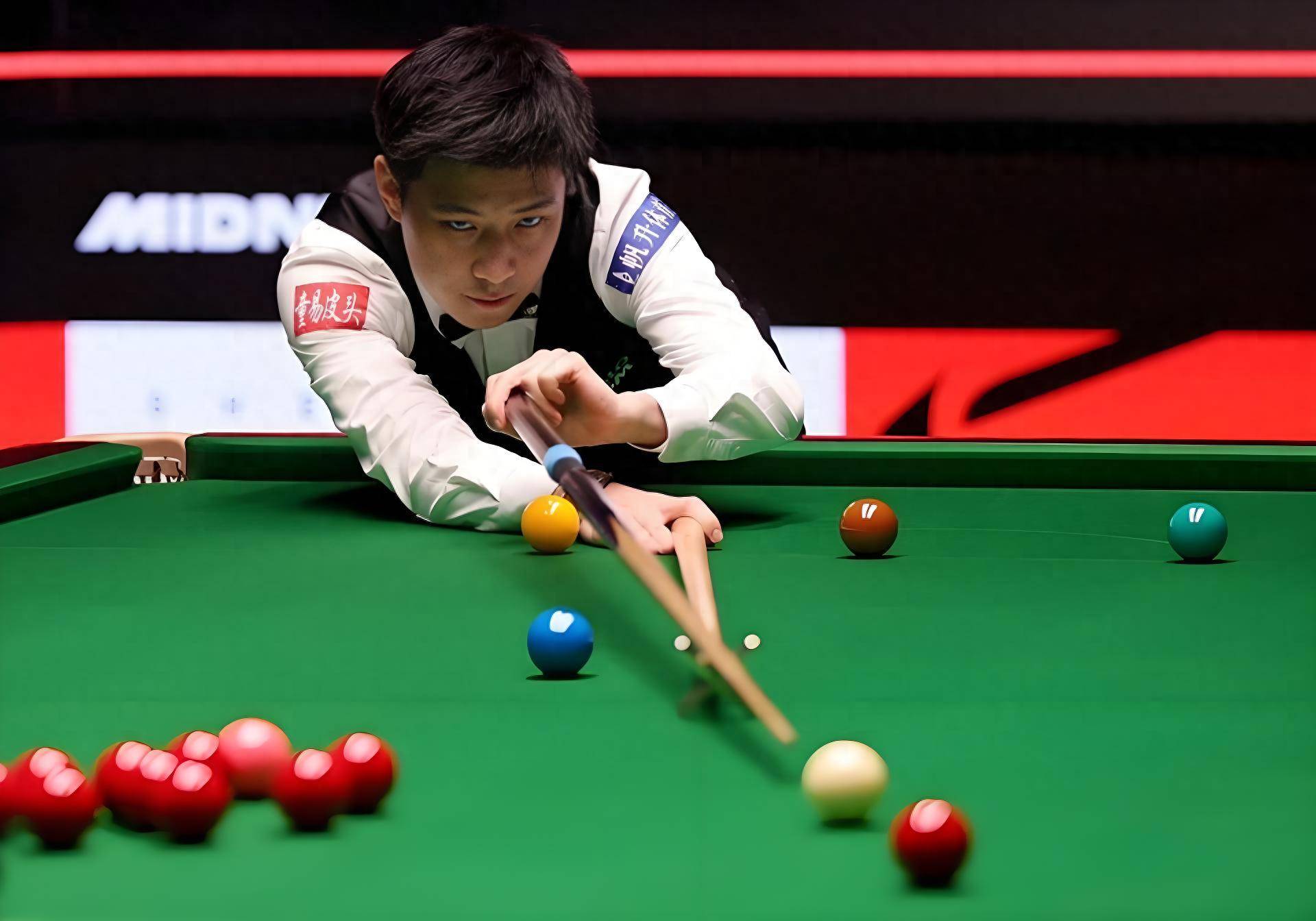 看台挥手致 看台挥手致